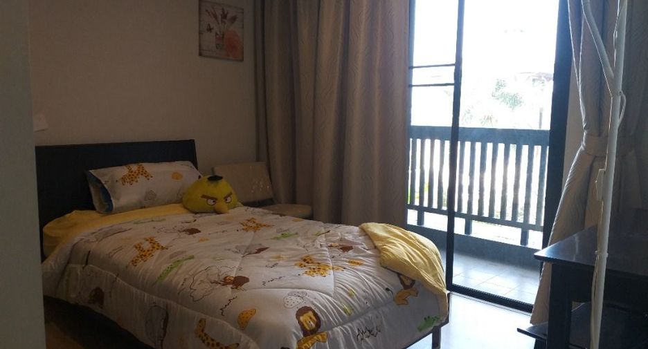 For rent 2 bedrooms condo in Watthana, Bangkok