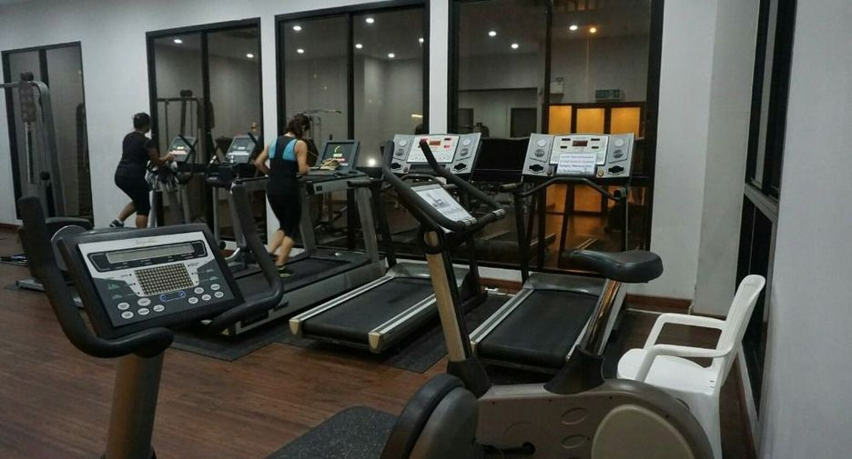 For rent 2 bedrooms condo in Watthana, Bangkok