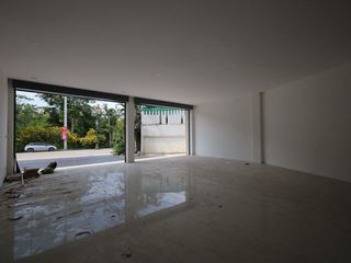 For rent 4 bedrooms retail Space in Bang Lamung, Chonburi
