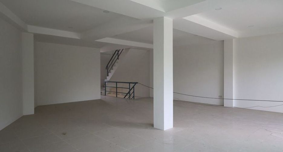 Local comercial en alquiler de 4 habitaciones en East Pattaya, Pattaya