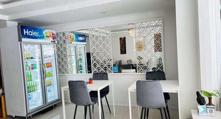 For sale 11 bedrooms apartment in South Pattaya, Pattaya