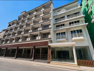 For sale 11 bedrooms apartment in Bang Lamung, Chonburi
