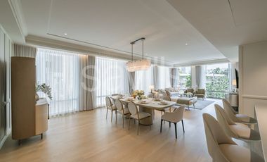 For sale 3 bedrooms condo in Khlong Toei, Bangkok