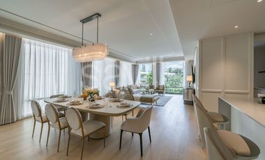 For sale 3 bedrooms condo in Khlong Toei, Bangkok