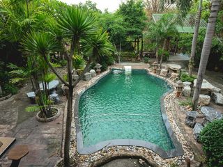 For sale 6 bedrooms house in Si Racha, Chonburi