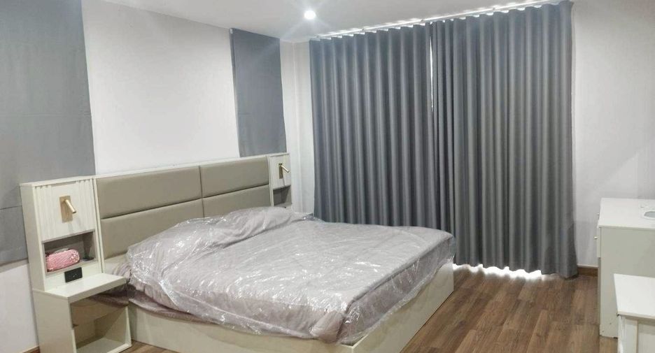 Casa en venta de 5 habitaciones en Bang Khae, Bangkok