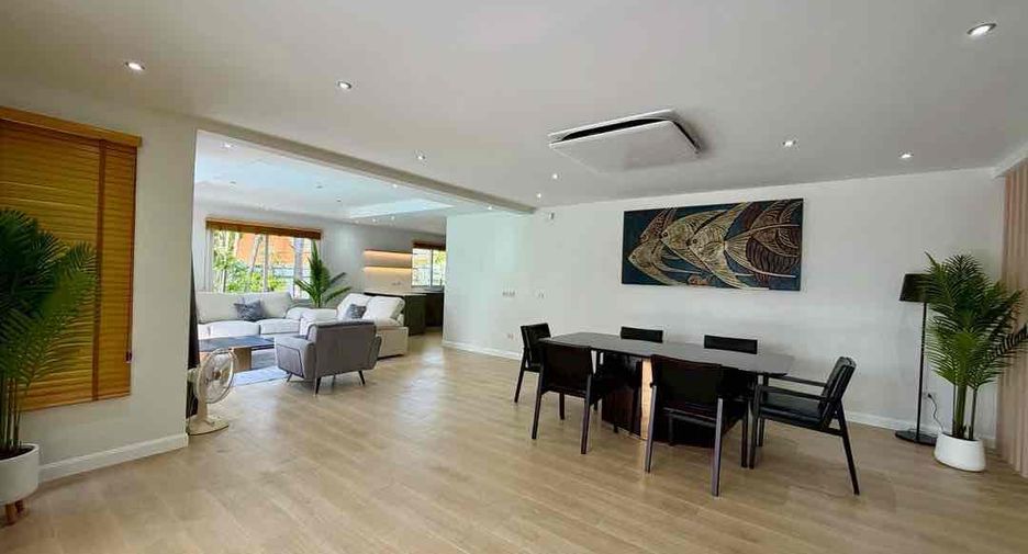 For sale そして for rent 3 ベッドルーム villa in East Pattaya, Pattaya