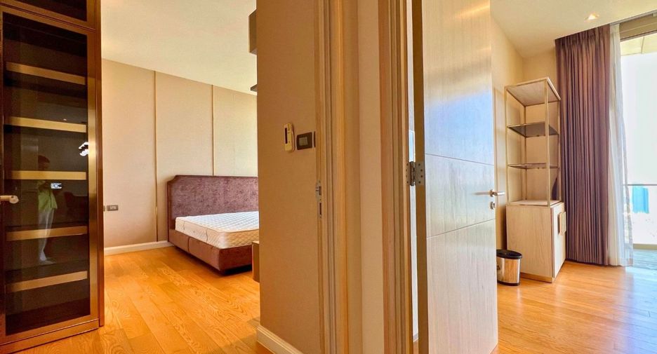 For rent 2 ベッドルーム condo in Khlong San, Bangkok