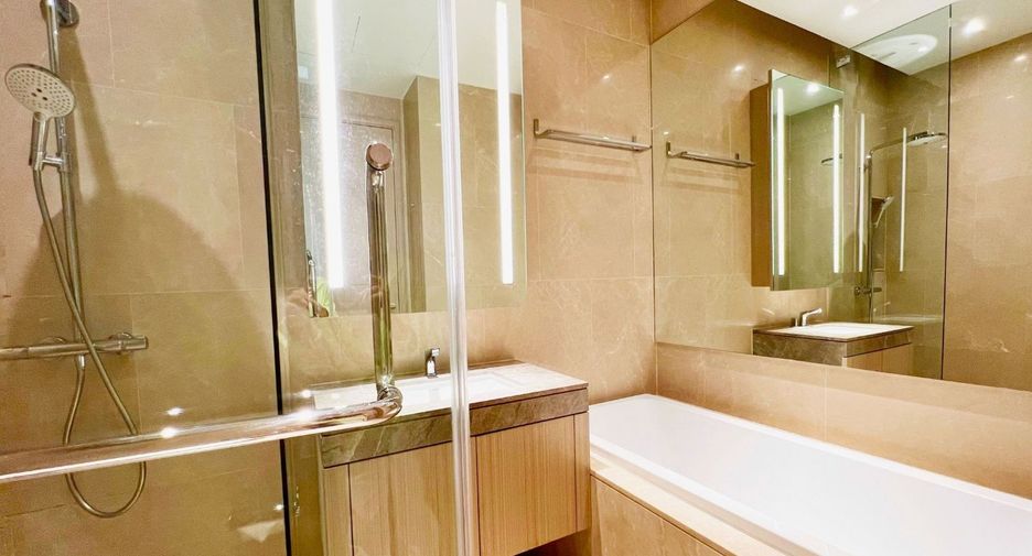For rent 2 ベッドルーム condo in Khlong San, Bangkok