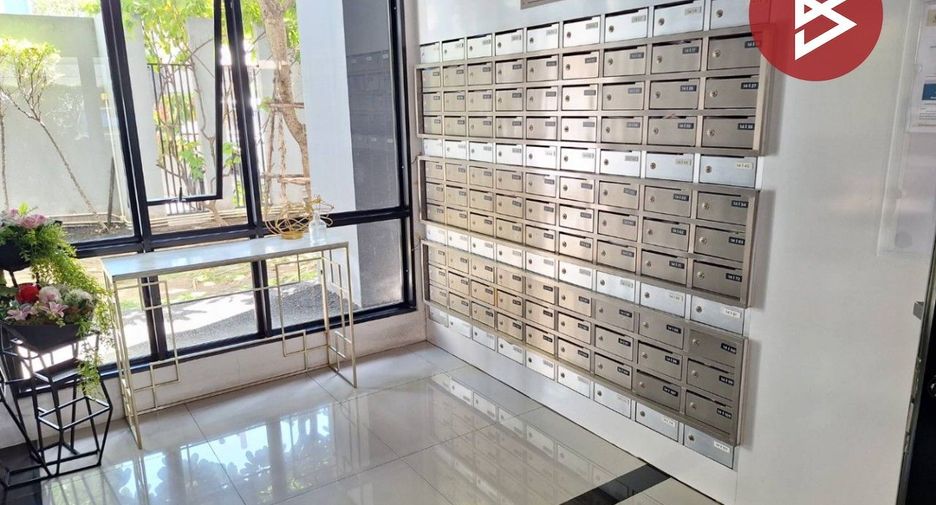 For sale 1 bed condo in Huai Khwang, Bangkok