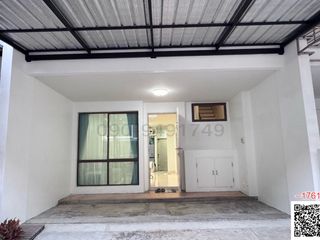 Reihenhaus zur Miete mit 3 Zimmer in Phra Khanong, Bangkok