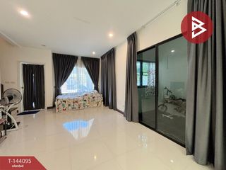 For sale 3 bedrooms house in Mueang Samut Prakan, Samut Prakan