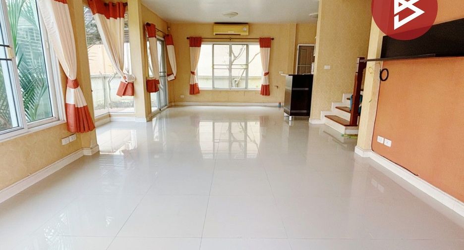 Casa en venta de 3 habitaciones en Min Buri, Bangkok