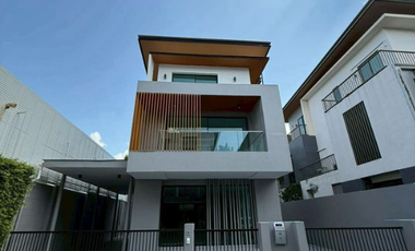 Casa en venta de 3 habitaciones en Prawet, Bangkok