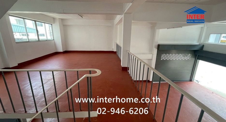 Продажа 4 спальни торговое помещение в Khlong Luang, Патумтани