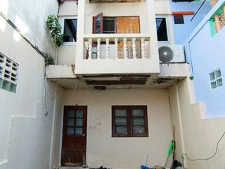 À vendre 2 chambres maison de ville à Sai Mai, Bangkok