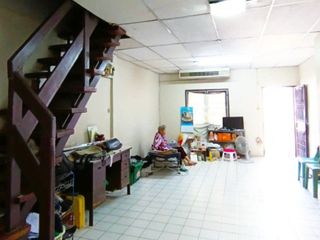 À vendre 2 chambres maison de ville à Sai Mai, Bangkok
