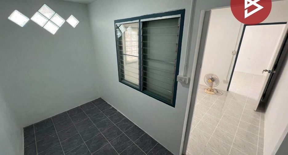 À vendre 2 chambres maison à Sattahip, Pattaya