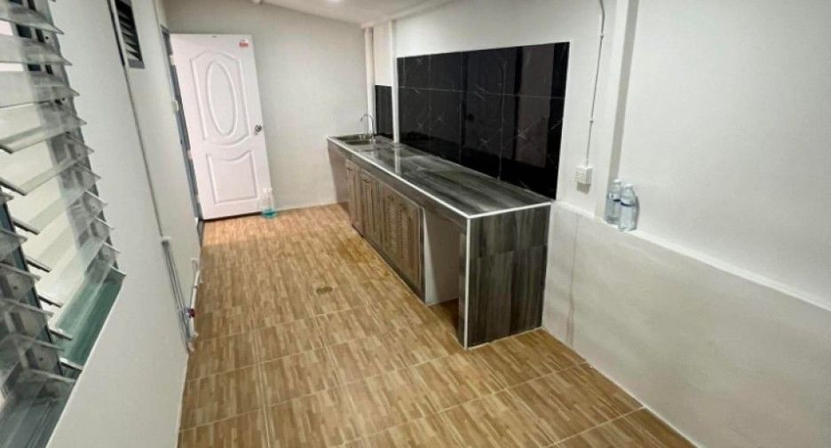 À vendre 2 chambres maison à Sattahip, Pattaya
