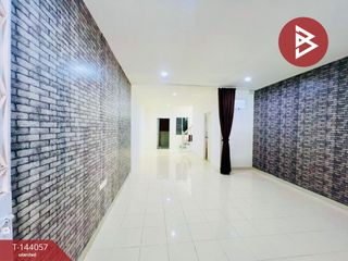 For sale 2 bedrooms townhouse in Phra Samut Chedi, Samut Prakan