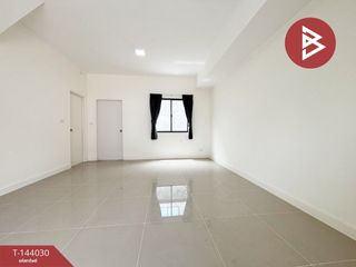 Reihenhaus zum Kauf mit 3 Zimmer in Phra Samut Chedi, Samut Prakan