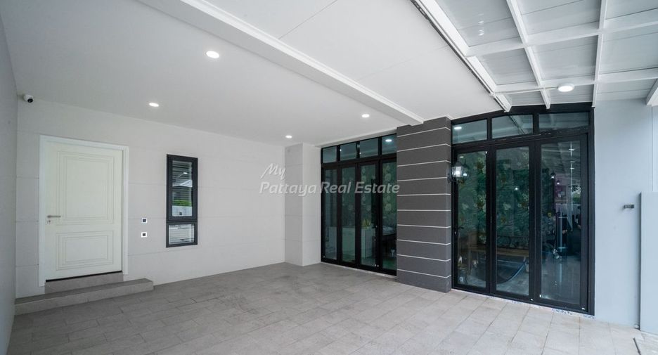Casa en venta de 4 habitaciones en East Pattaya, Pattaya