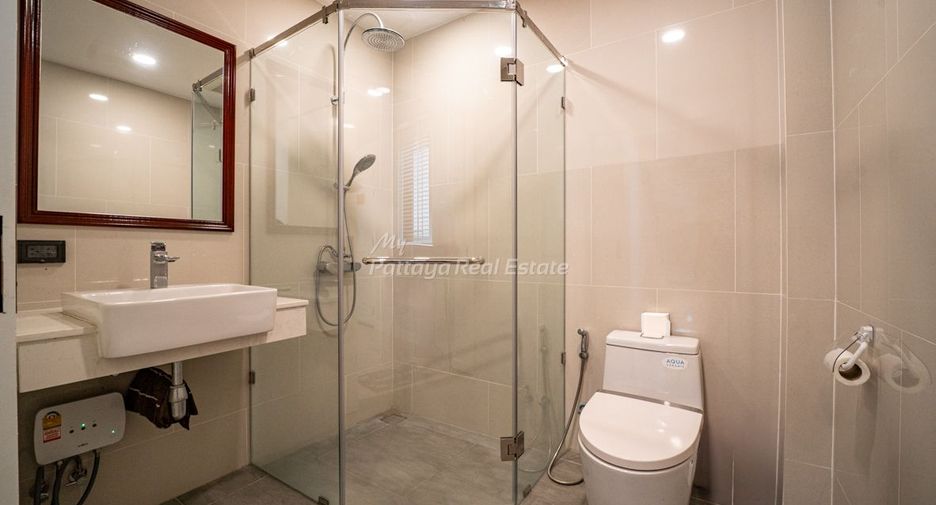 Casa en venta de 4 habitaciones en East Pattaya, Pattaya