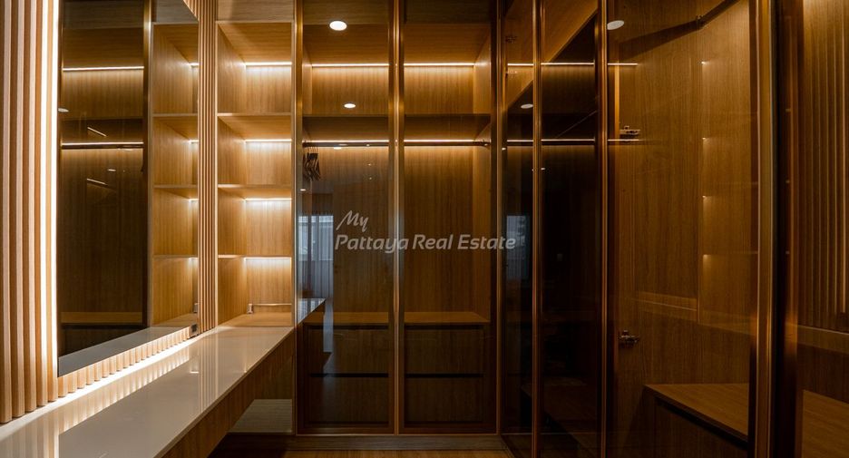 Casa en venta de 4 habitaciones en East Pattaya, Pattaya