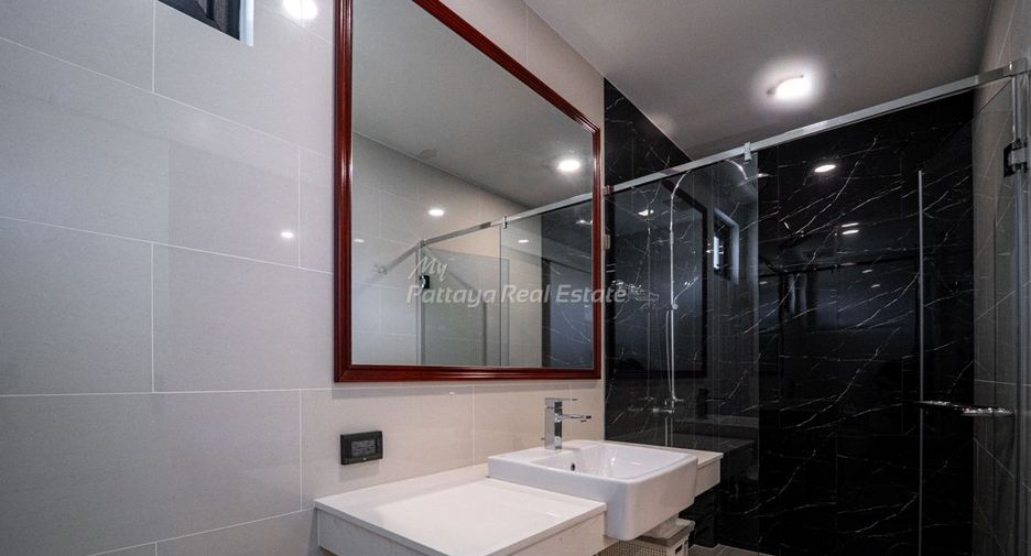 Casa en venta de 4 habitaciones en East Pattaya, Pattaya