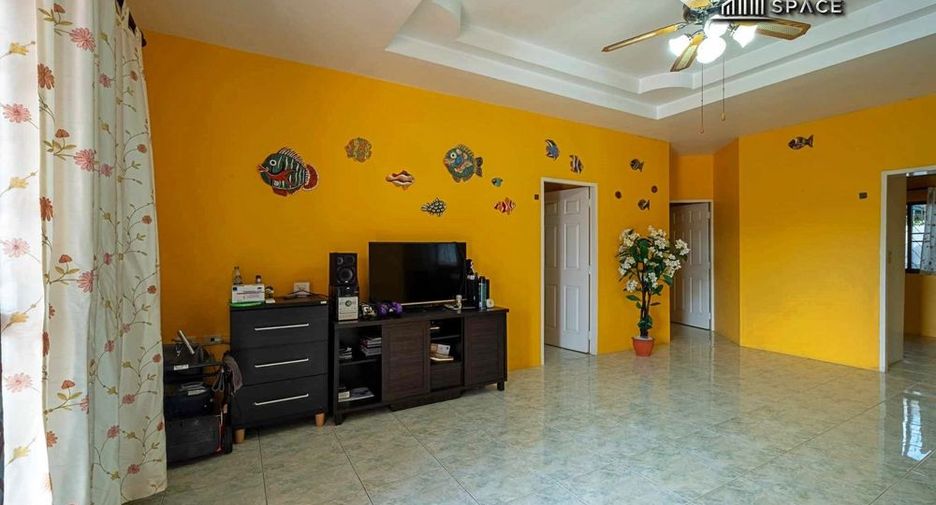 À vendre 3 chambres villa à East Pattaya, Pattaya