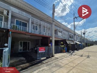 For sale 3 bedrooms townhouse in Mueang Samut Prakan, Samut Prakan