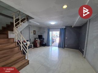 For sale 3 bedrooms townhouse in Mueang Samut Prakan, Samut Prakan