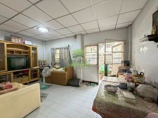 Casa adosada en venta de 4 habitaciones en Mueang Nonthaburi, Nonthaburi