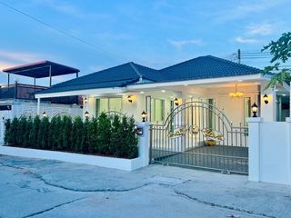 Haus zum Kauf mit 2 Zimmer in Bang Lamung, Chonburi