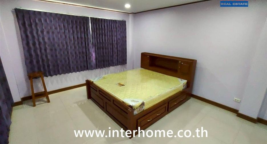 Gewerbefläche zum Kauf mit 2 Zimmer in Sai Mai, Bangkok