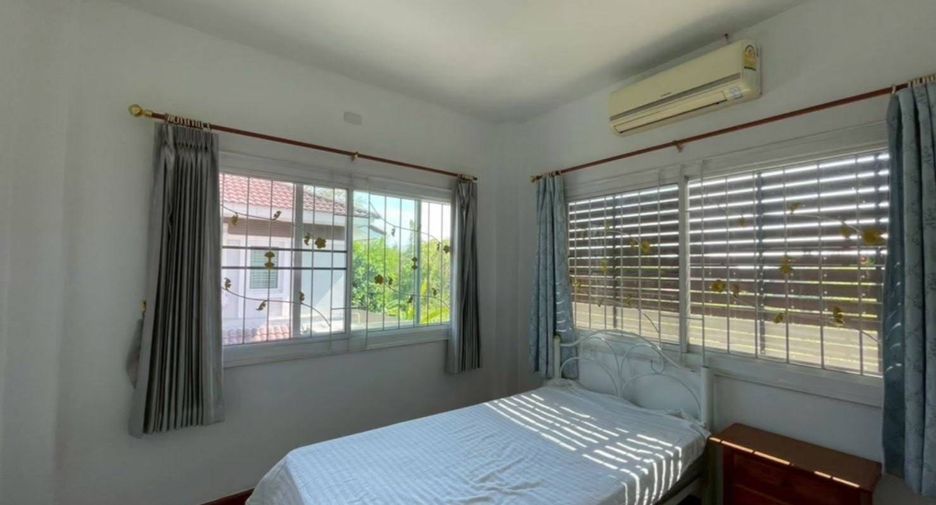 For rent 4 bedrooms house in Doi Saket, Chiang Mai