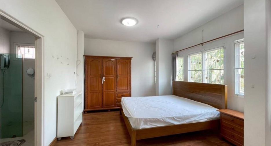 For rent 4 bedrooms house in Doi Saket, Chiang Mai