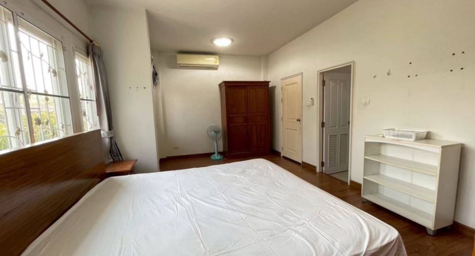 For rent 4 bedrooms house in Doi Saket, Chiang Mai