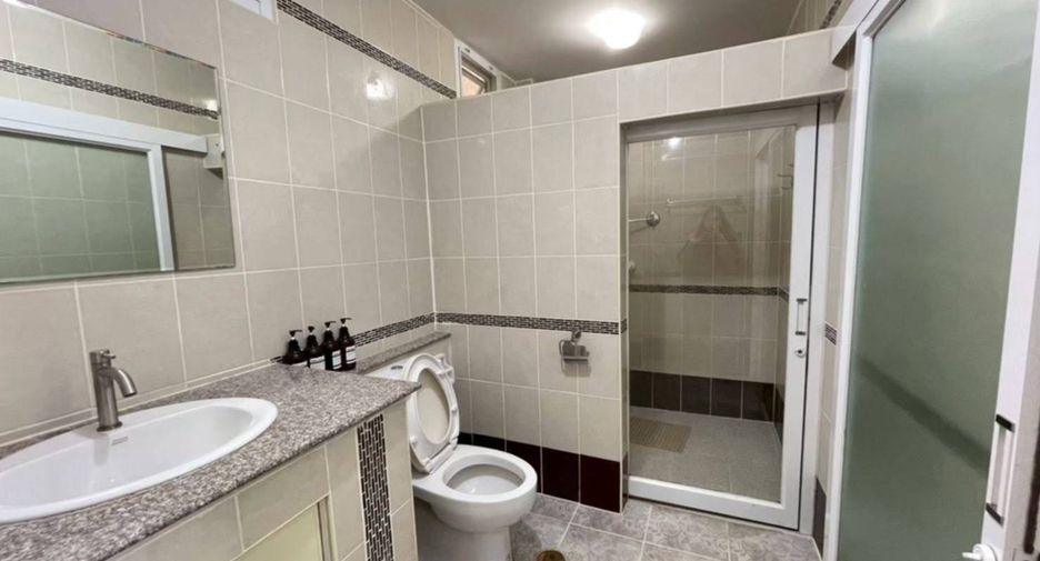 For rent 4 bedrooms house in Doi Saket, Chiang Mai