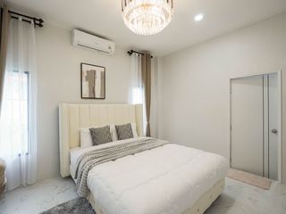 Villa en venta de 4 habitaciones en Bang Lamung, Chonburi
