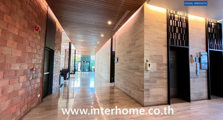 For sale 2 bedrooms condo in Bang Phlat, Bangkok