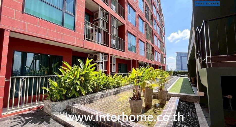 For sale 2 bedrooms condo in Bang Phlat, Bangkok
