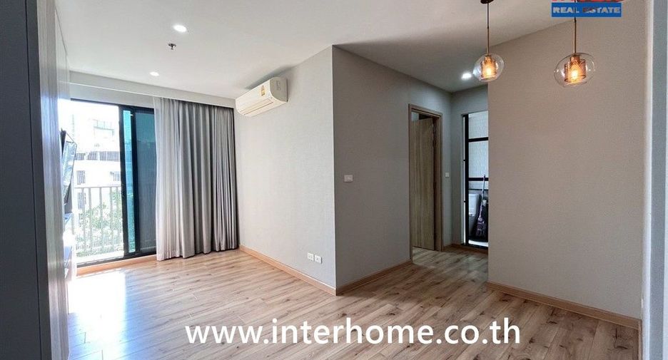 For sale 2 bedrooms condo in Bang Phlat, Bangkok