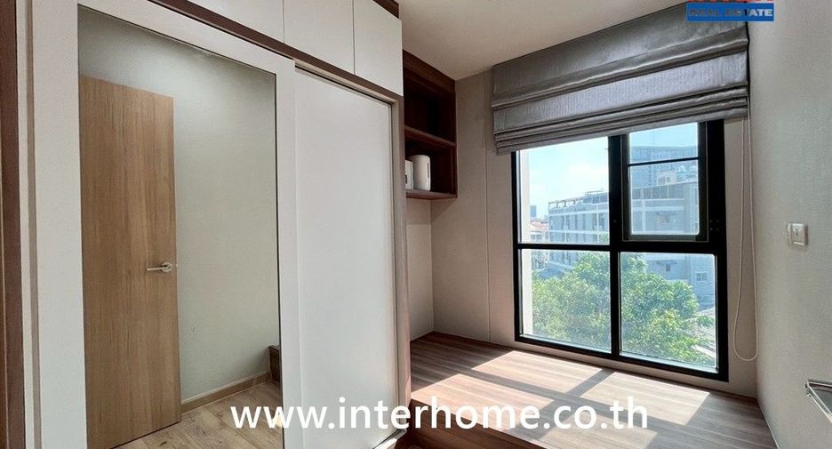 For sale 2 bedrooms condo in Bang Phlat, Bangkok
