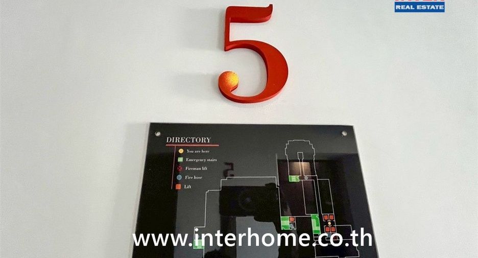 For sale 2 bedrooms condo in Bang Phlat, Bangkok