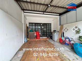 For sale 2 bedrooms townhouse in Bang Kapi, Bangkok