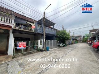 For sale 2 bedrooms townhouse in Bang Kapi, Bangkok