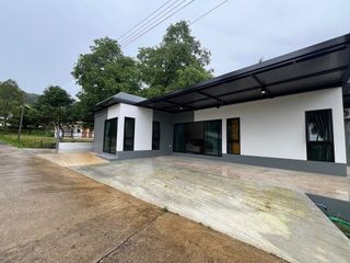 For rent 2 bedrooms house in Mueang Krabi, Krabi