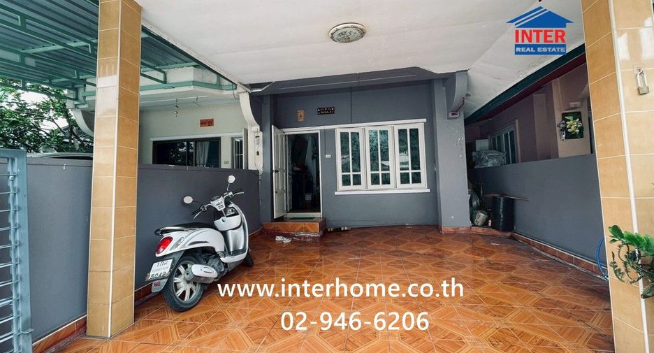 For sale 2 bedrooms townhouse in Bang Phli, Samut Prakan