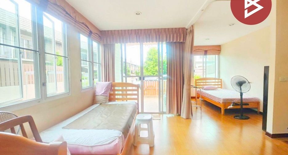 For sale 2 bedrooms townhouse in Bueng Kum, Bangkok